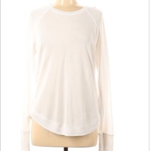 Athleta white active t-shirt like new! Sz M